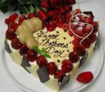 strawberry mother's day cake.jpg