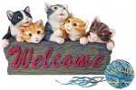 20-cat-statue_cats-welcome-sign.jpg