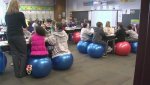 Teacher_swaps_chairs_for_exercise_balls_310760000_20121127183513_640_480.JPG