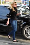 Reese_Witherspoon7-for-all-mankind-jeans.jpg