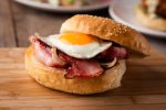 menu-egg-bacon-roll.jpg