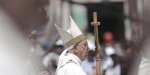140525-world-pope-horizontal2-630a_700cc7715fe350e53558e187eb42866e.nbcnews-fp-1200-600.jpg