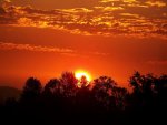 blood-red-sunset-terry-jones.jpg blood-red-sunset-terry-jones.jpg