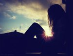 cute-girl-love-sky-sun-Favim.com-100060.jpg