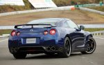 2013-nissan-GT-R-rear-right-view.jpg