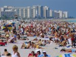 sylvain-grandadam-crowded-beach-miami-beach-florida-usa.jpg