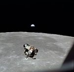220px-Apollo_11_lunar_module.jpg 220px-Apollo_11_lunar_module.jpg