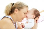 mom-calming-crying-newborn.jpg mom-calming-crying-newborn.jpg