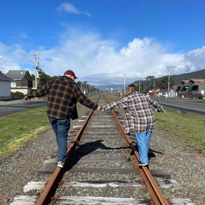 Life Is Strange train track pose